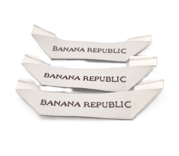 Banana Republic woven label	